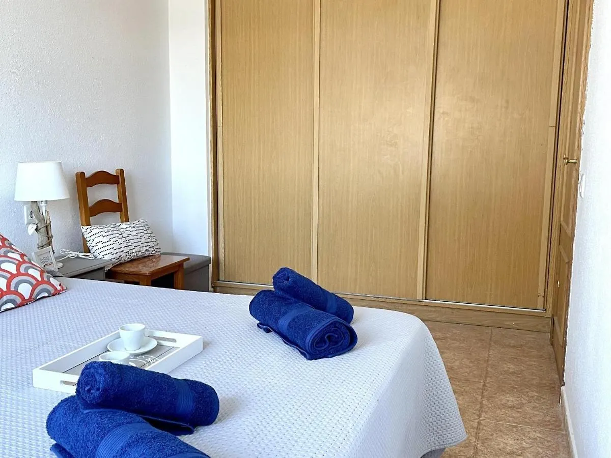 Apartbeach Los Riscos Y Residencial La Pineda