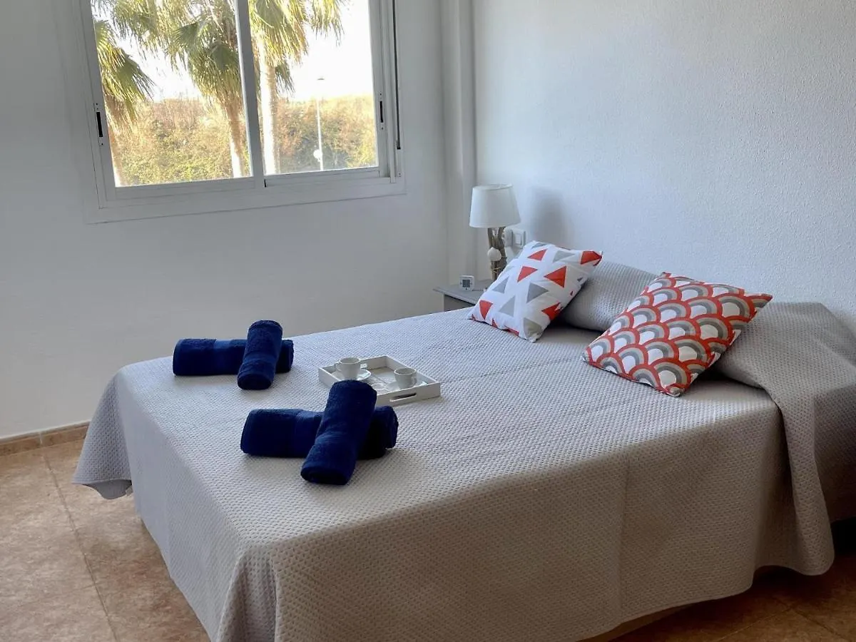Apartbeach Los Riscos Y Residencial La Pineda