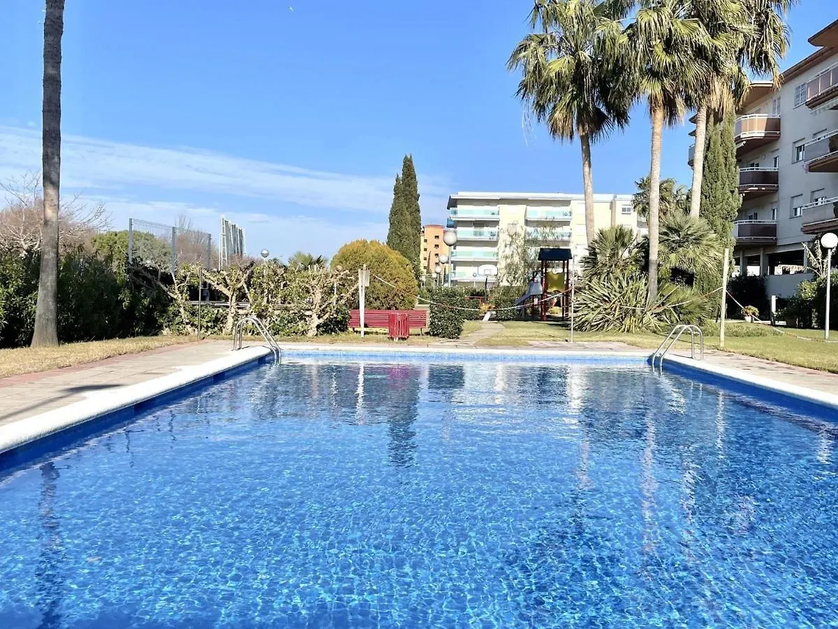 Apartbeach Los Riscos Y Residencial La Pineda